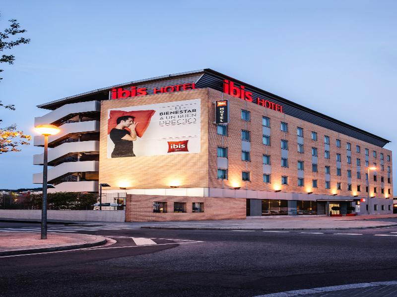 Ibis Barcelona Molins De Rei Ξενοδοχείο Εξωτερικό φωτογραφία