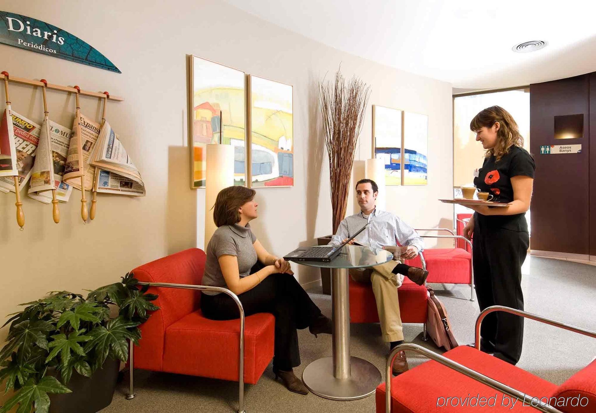 Ibis Barcelona Molins De Rei Ξενοδοχείο Εξωτερικό φωτογραφία