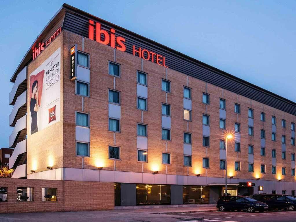 Ibis Barcelona Molins De Rei Ξενοδοχείο Εξωτερικό φωτογραφία